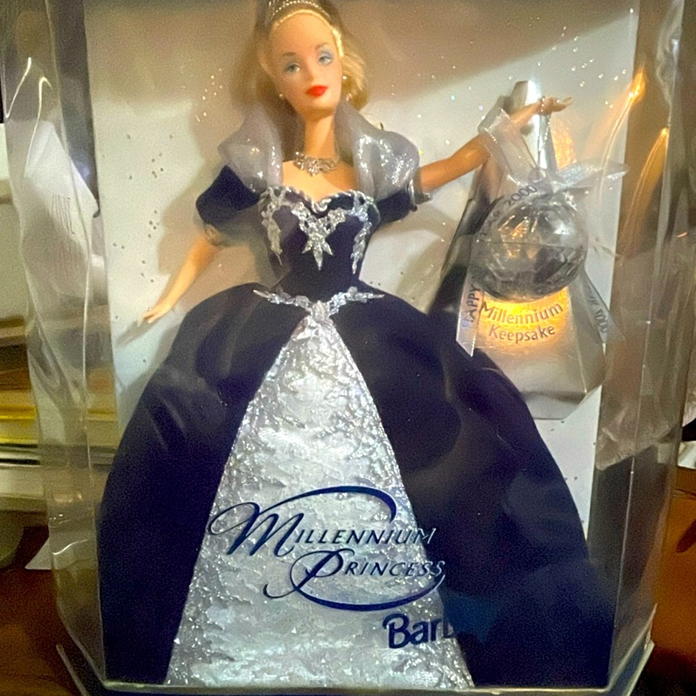 Barbie Millennium Princess RARE and UNOPENED #24154